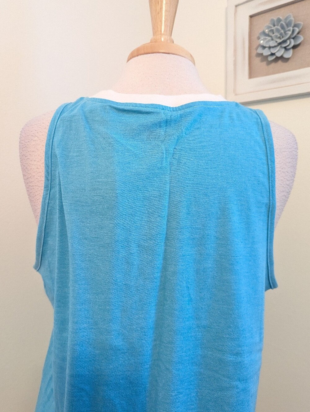 The North Face Women's Blue Athletic Tank Top with White Trim Large - Picture 6 of 9